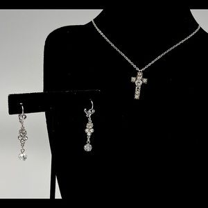 Belladonna jewelry set. Made in Canada.